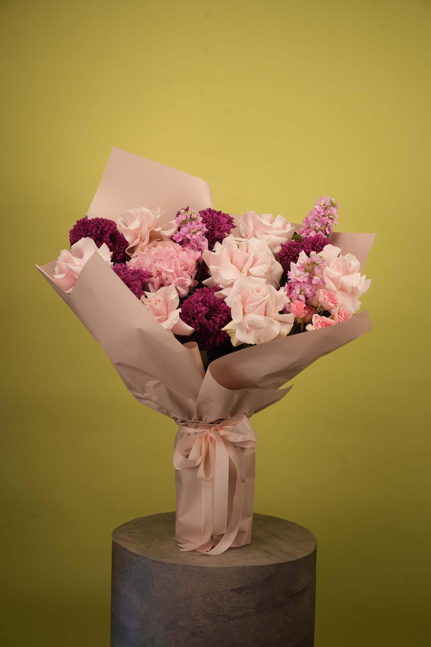 Velvet Romance – Soft Pink Rose Bouquet