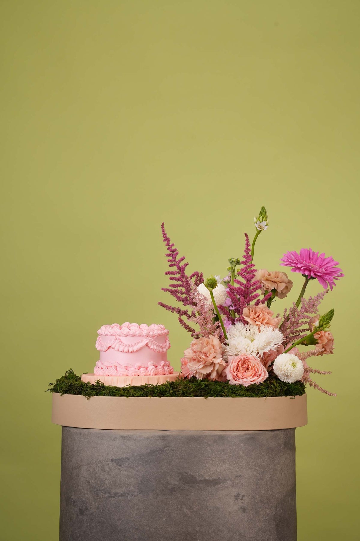 Rosé Dreams Floral Tray with Vintage Mini Cake