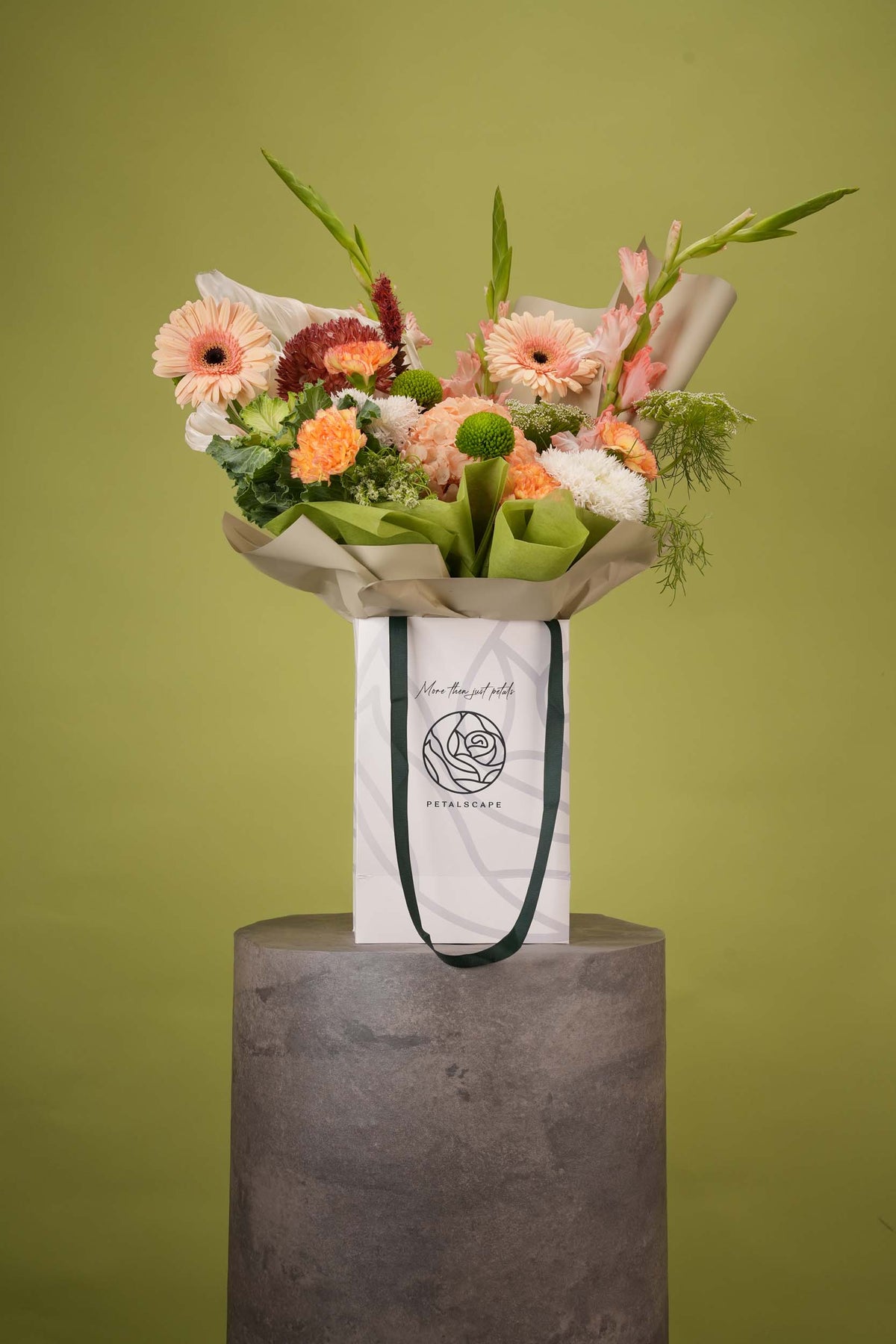 Coral Meadow – Peach Gerbera & Gladiolus Gift Bag Bouquet