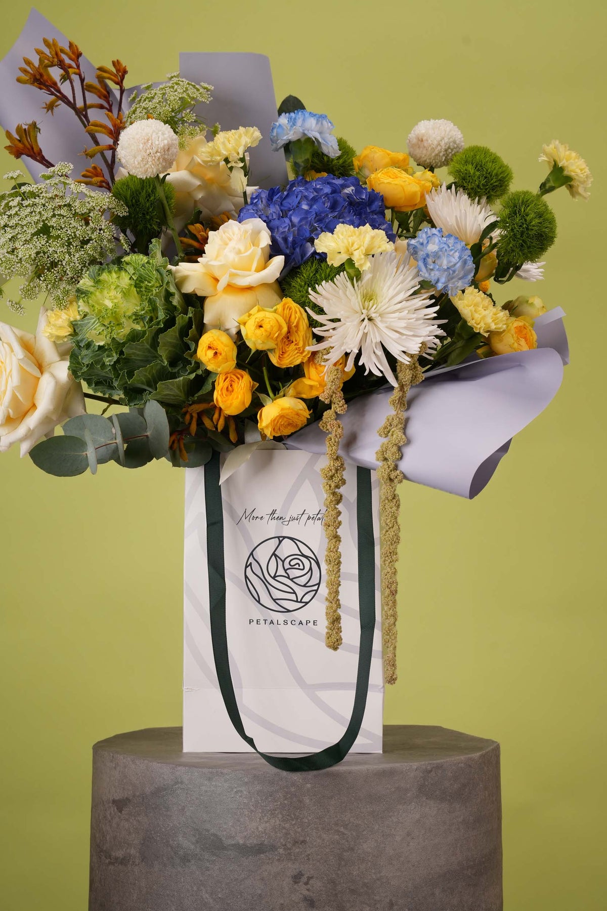 Celestial Horizon – Cobalt & Gold Gift Bag Bouquet