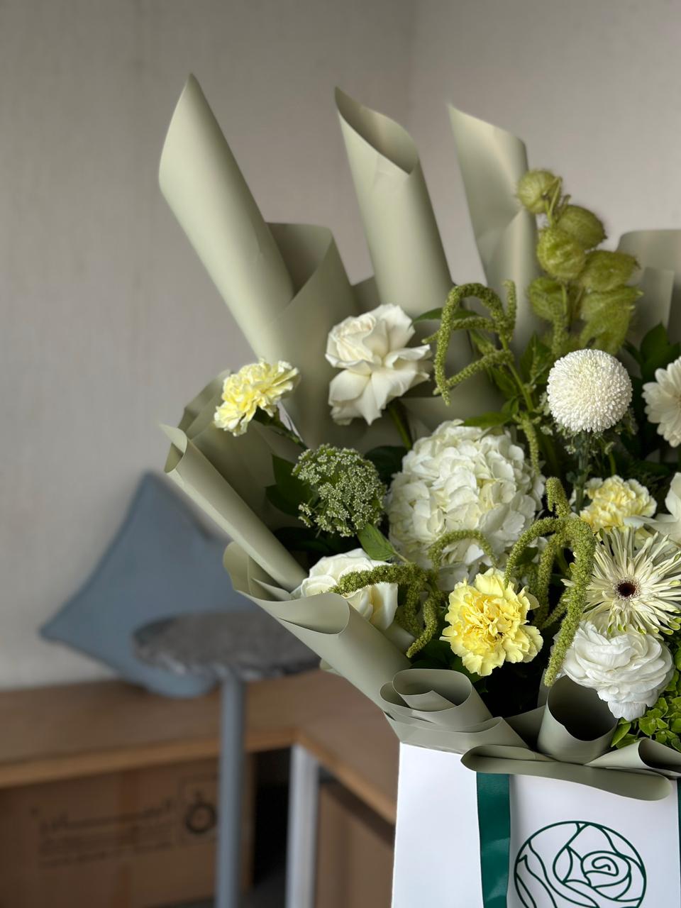 White Grace Flower Bouquet