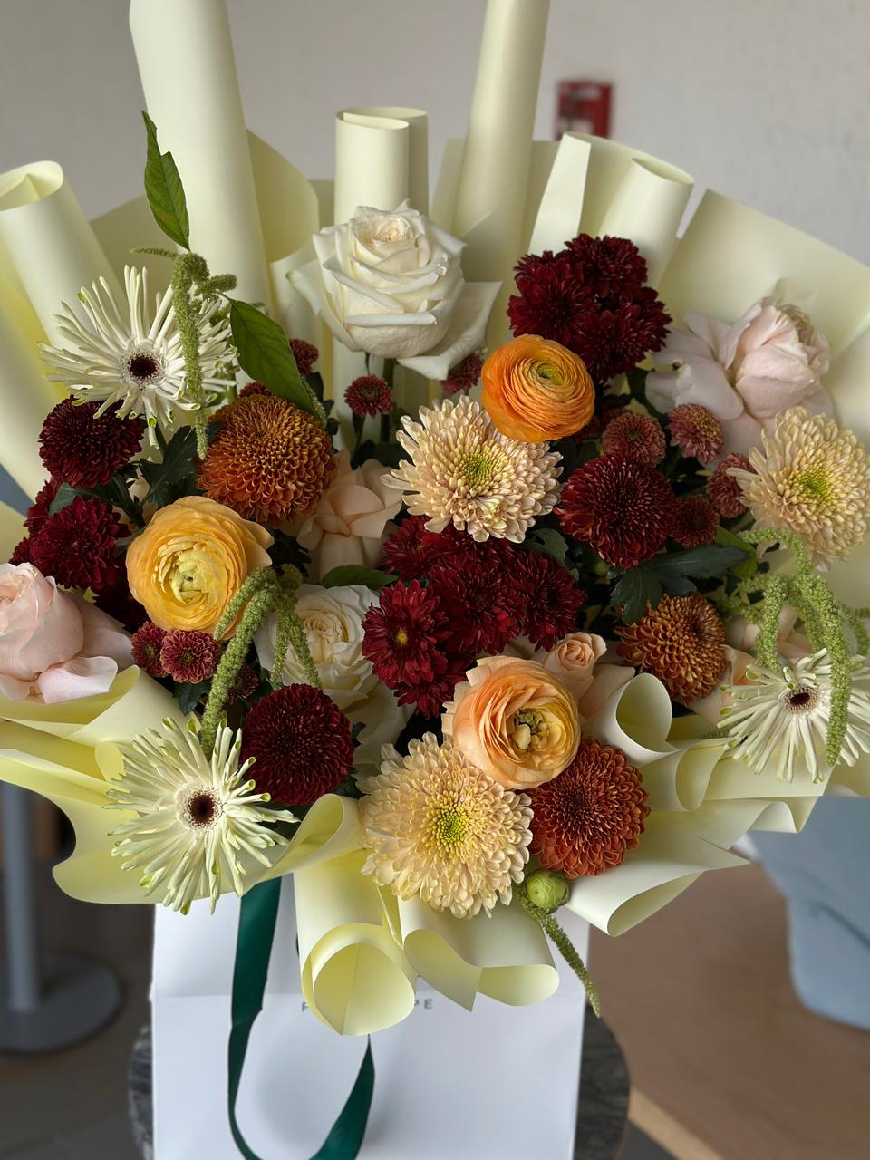 Bold Bloom Flower Bouquet