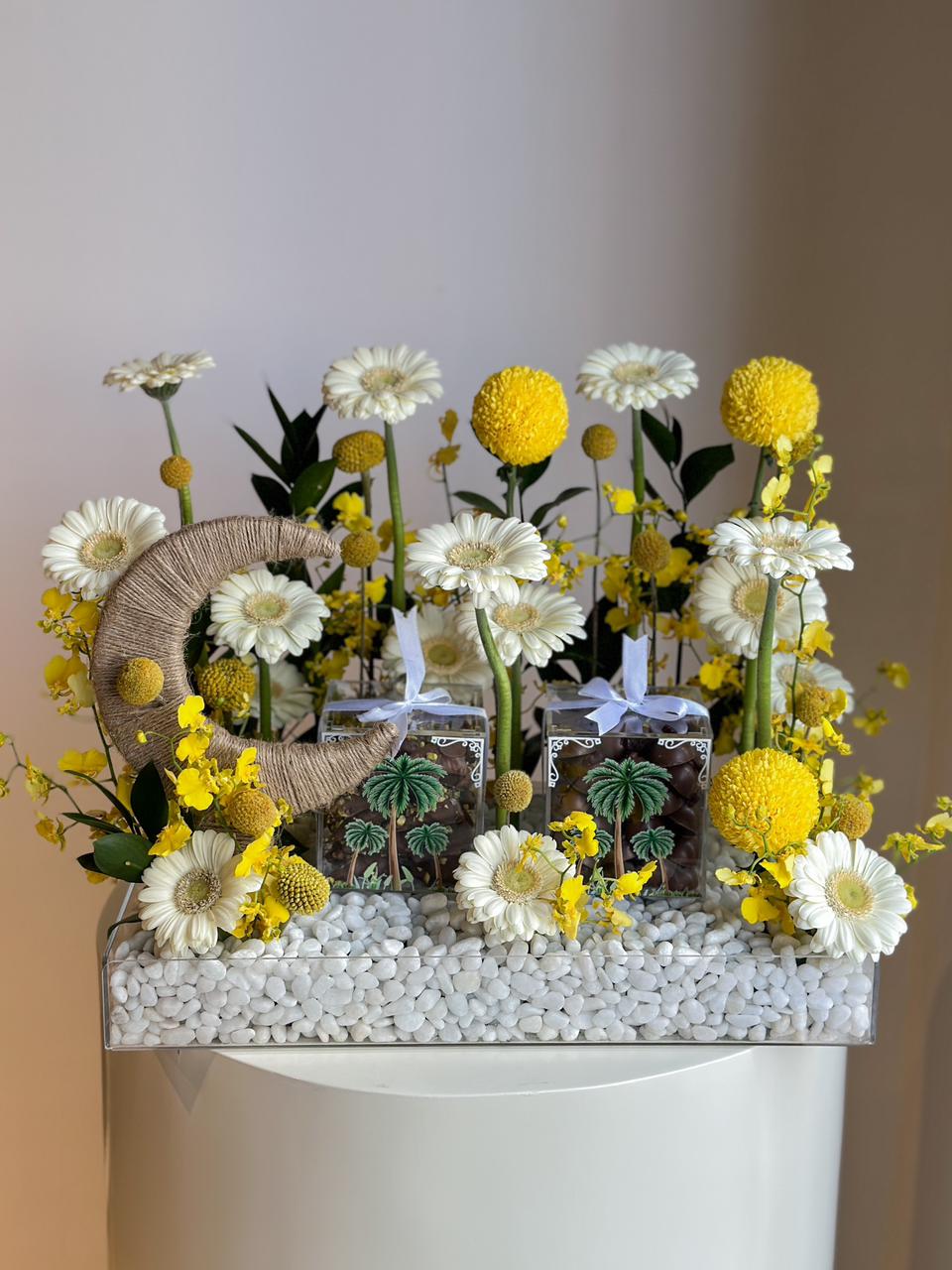 RAMADAN  MOON THEME  ARRANGEMENT